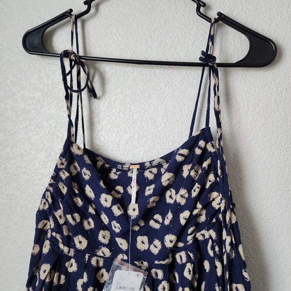 FREE PEOPLE indigo Molly Tunic top tassle tie shoulder NEW size M - Picture 3 of 9